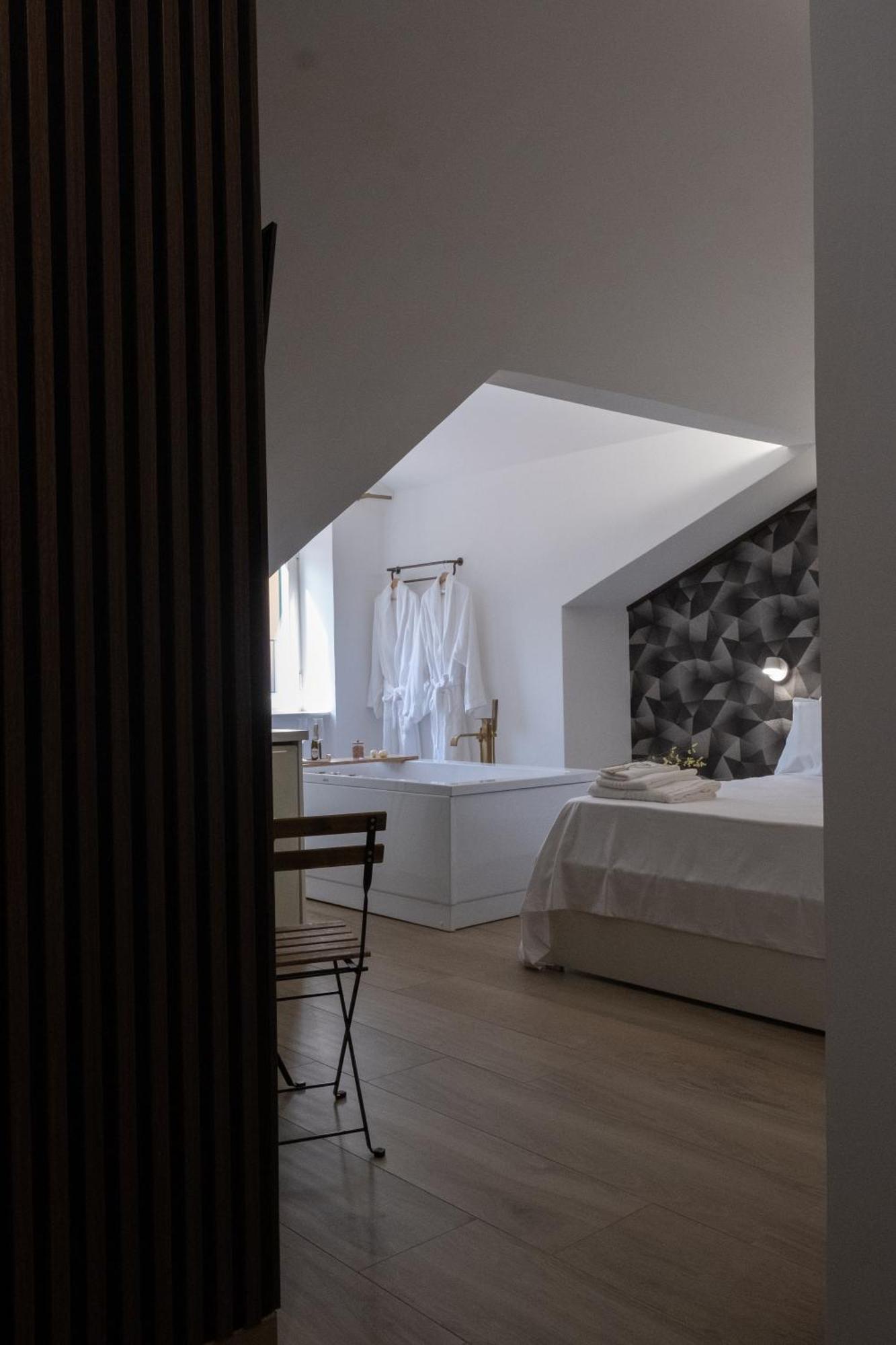 Coraline Deluxe Rooms Кастелламмаре-ді-Стабія Екстер'єр фото