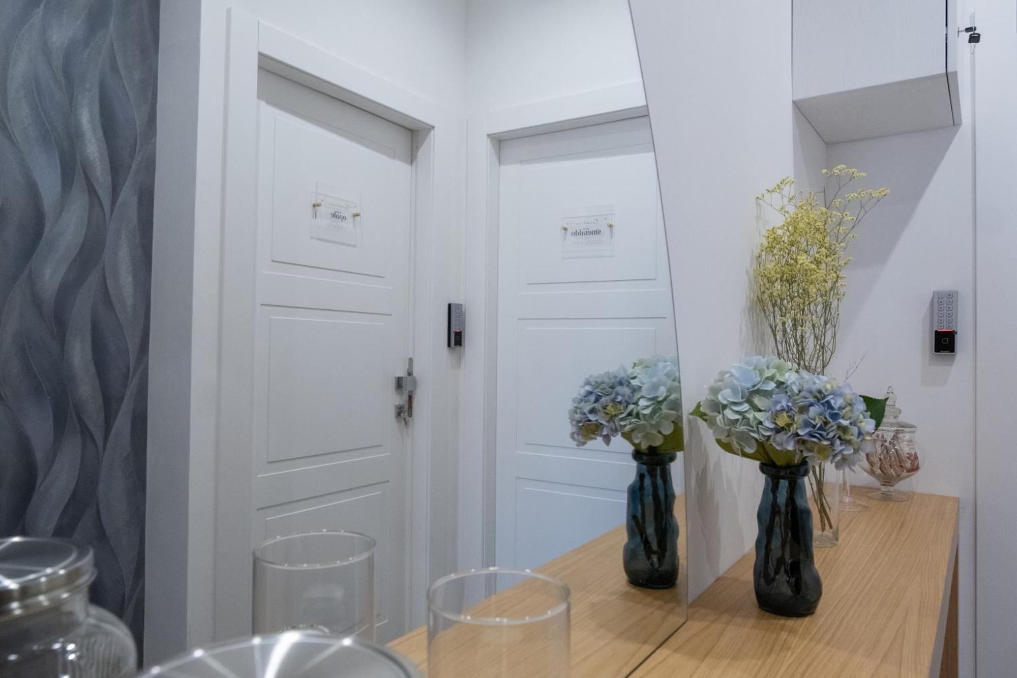 Coraline Deluxe Rooms Кастелламмаре-ді-Стабія Екстер'єр фото