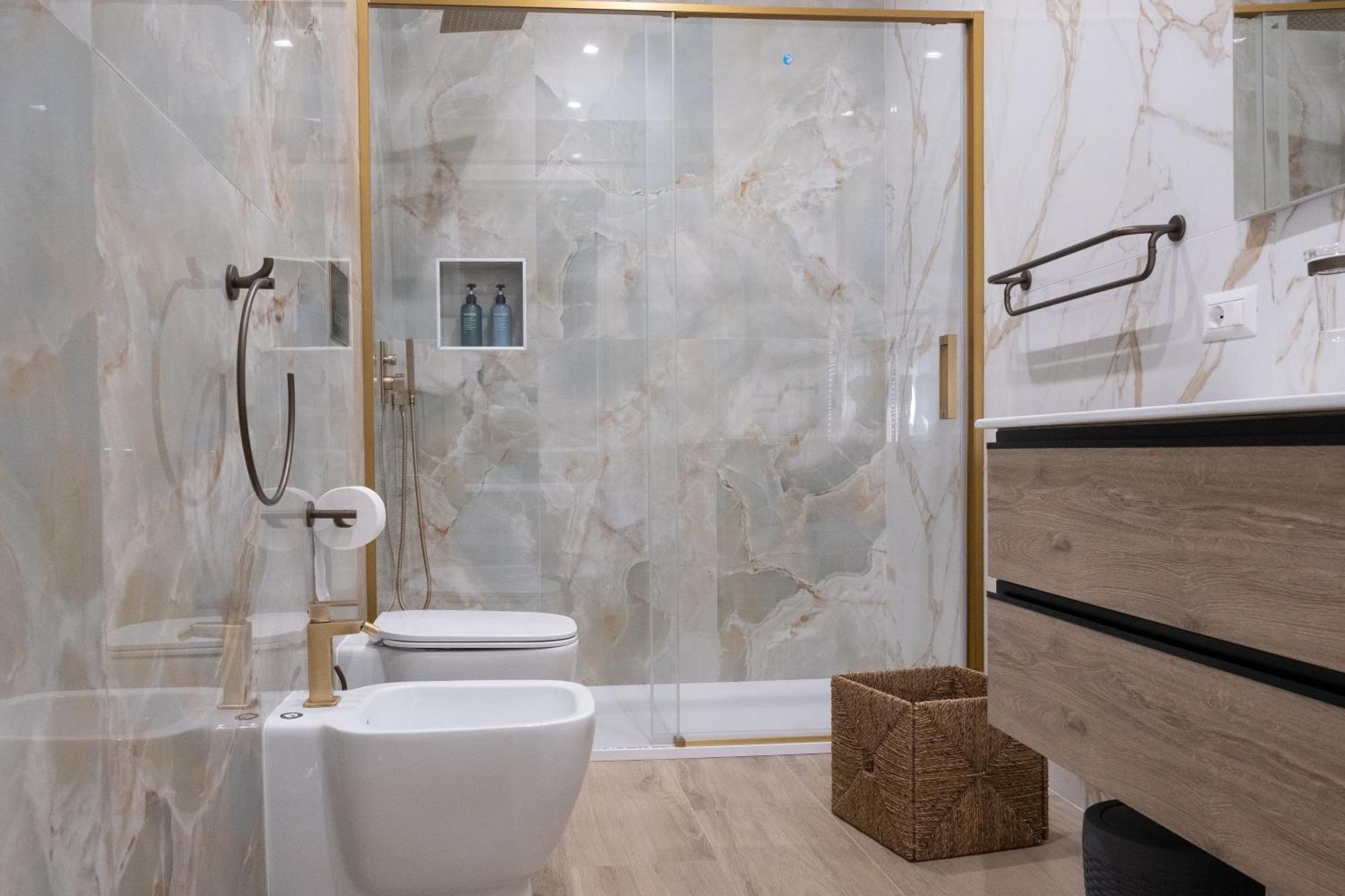 Coraline Deluxe Rooms Кастелламмаре-ді-Стабія Екстер'єр фото